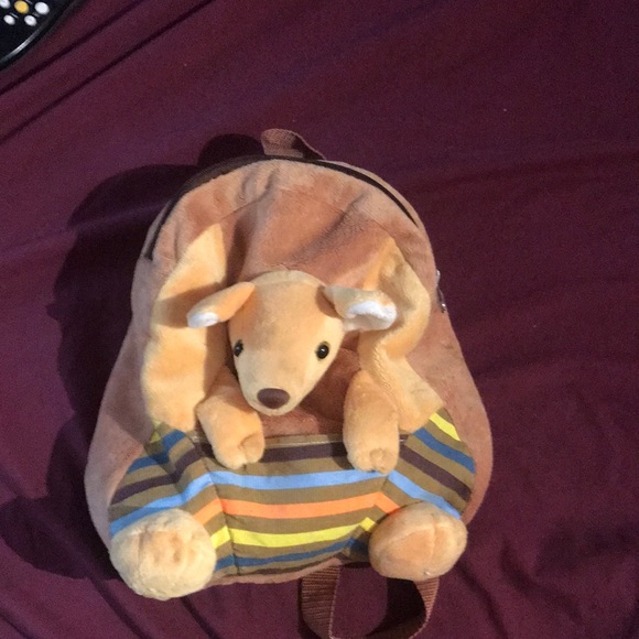 Incredibly Adorable Fuzzy Joey Baby Kangaroo children’s back pack - Picture 1 of 5